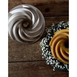 Dr. Oetker Formy I Blachy Do Pieczenia>Forma Do Pieczenia Babki Z Powloka Zapobiegajaca Przywieraniu Twist