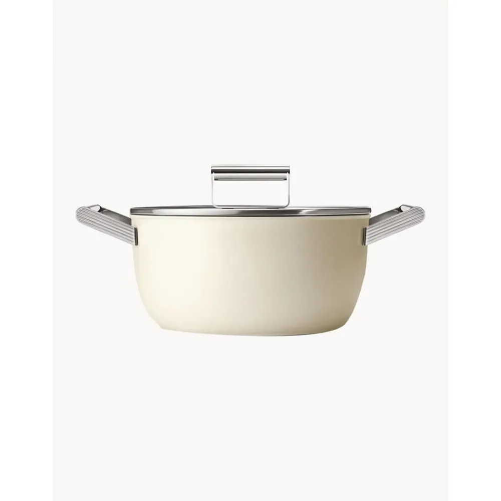 Smeg Garnki>Garnek Z Powloka Zapobiegajaca Przywieraniu Z Pokrywka 50'S Style