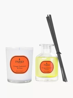 Online Komplet Swiecy Zapachowej I Dyfuzora Vintage Aromatherapy (Pomarancza, Drewno Cedrowe & Gozdziki) Świece Zapachowe