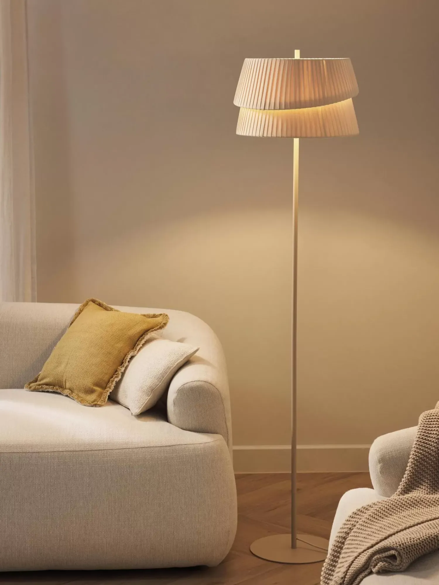 Store Lampa Podlogowa Nyla Lampy Do Czytania