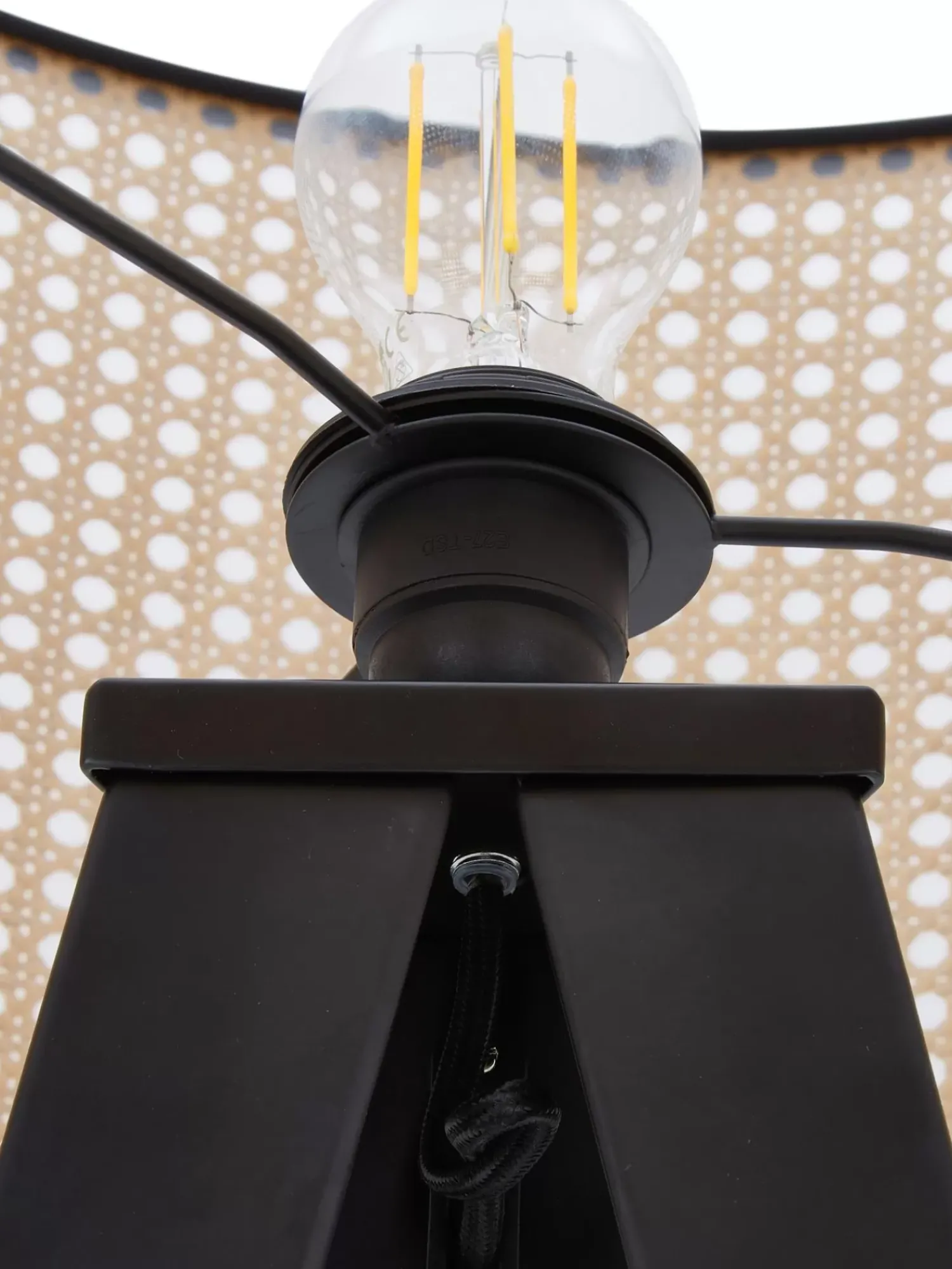 Shop Lampa Podlogowa Trojnog Z Plecionki Wiedenskiej Vienna Lampy Na Trójnogu