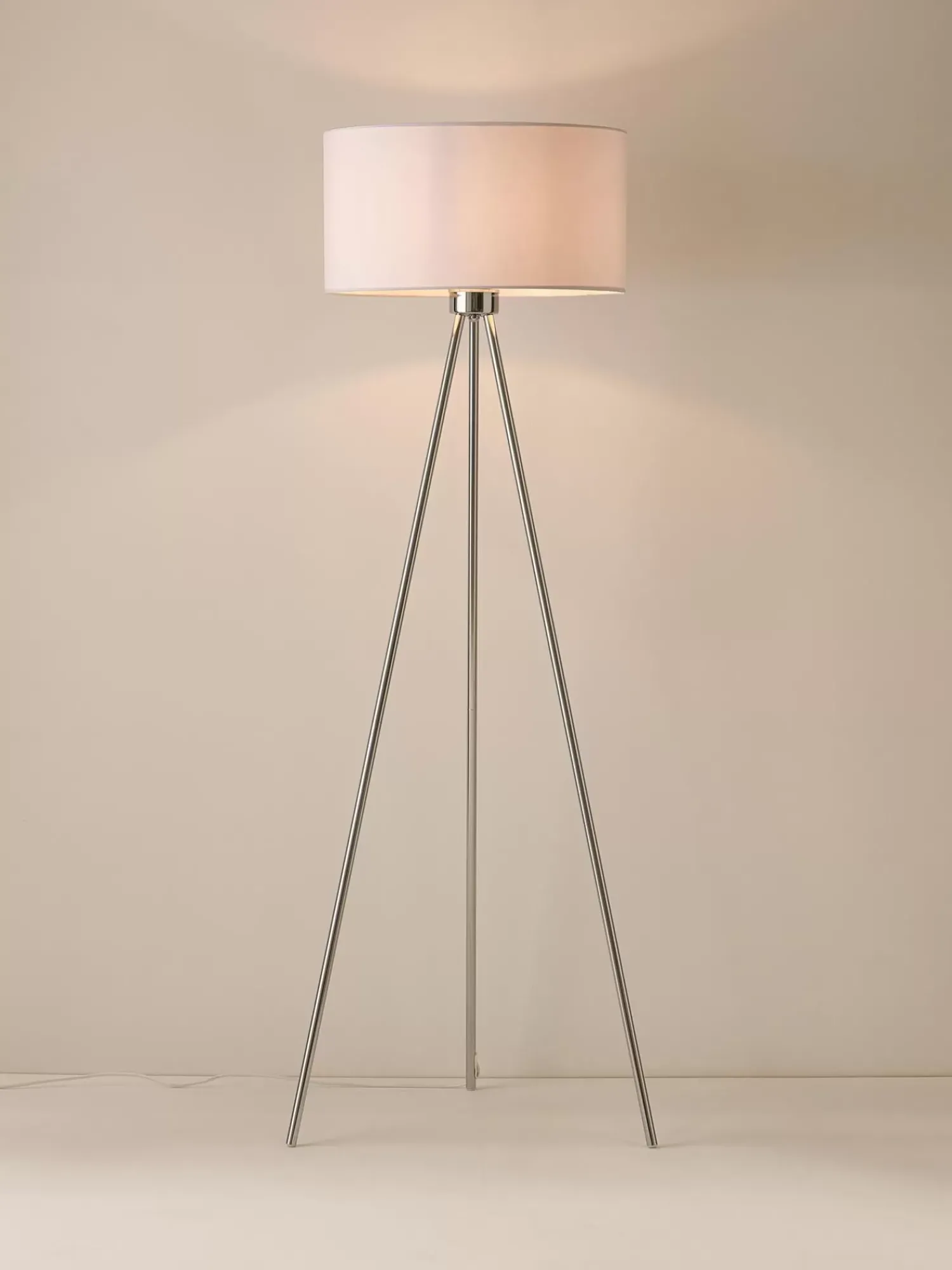 Online Lampa Podlogowa Trojnog Z Kloszem Z Tkaniny Cella Lampy Na Trójnogu