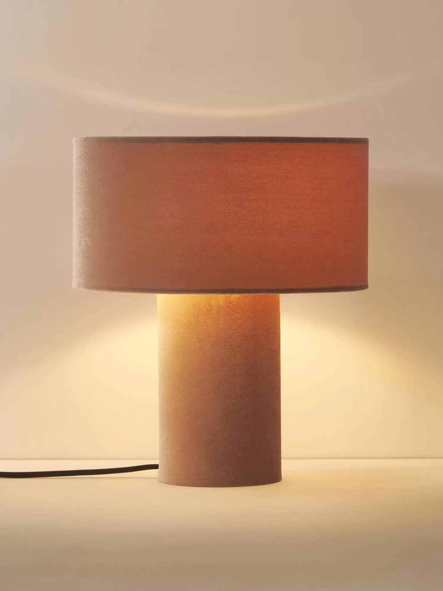 New Lampa Stołowa Z Aksamitu Ron Lampki Nocne
