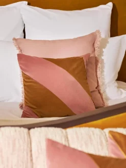 Clearance Poszewka Na Poduszke Z Aksamitu Od Ines De Cominges Lenia Poduszki Dekoracyjne