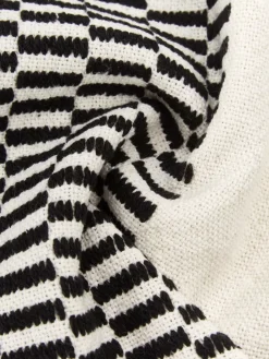 Fashion Poszewka Na Poduszke Z Chwostami Okiro Poduszki Dekoracyjne